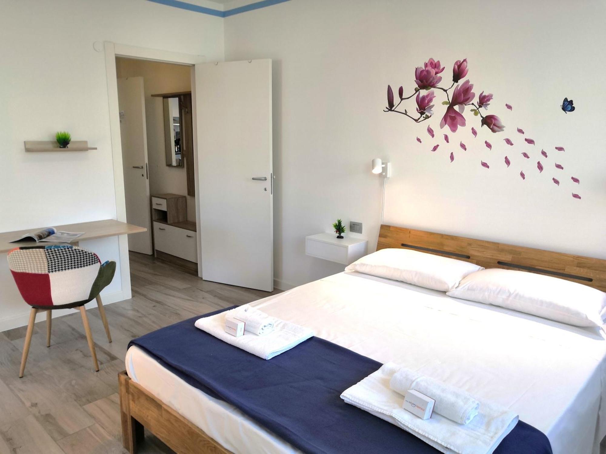 Butterfly Apt In Suna With Garage Verbania Exterior photo