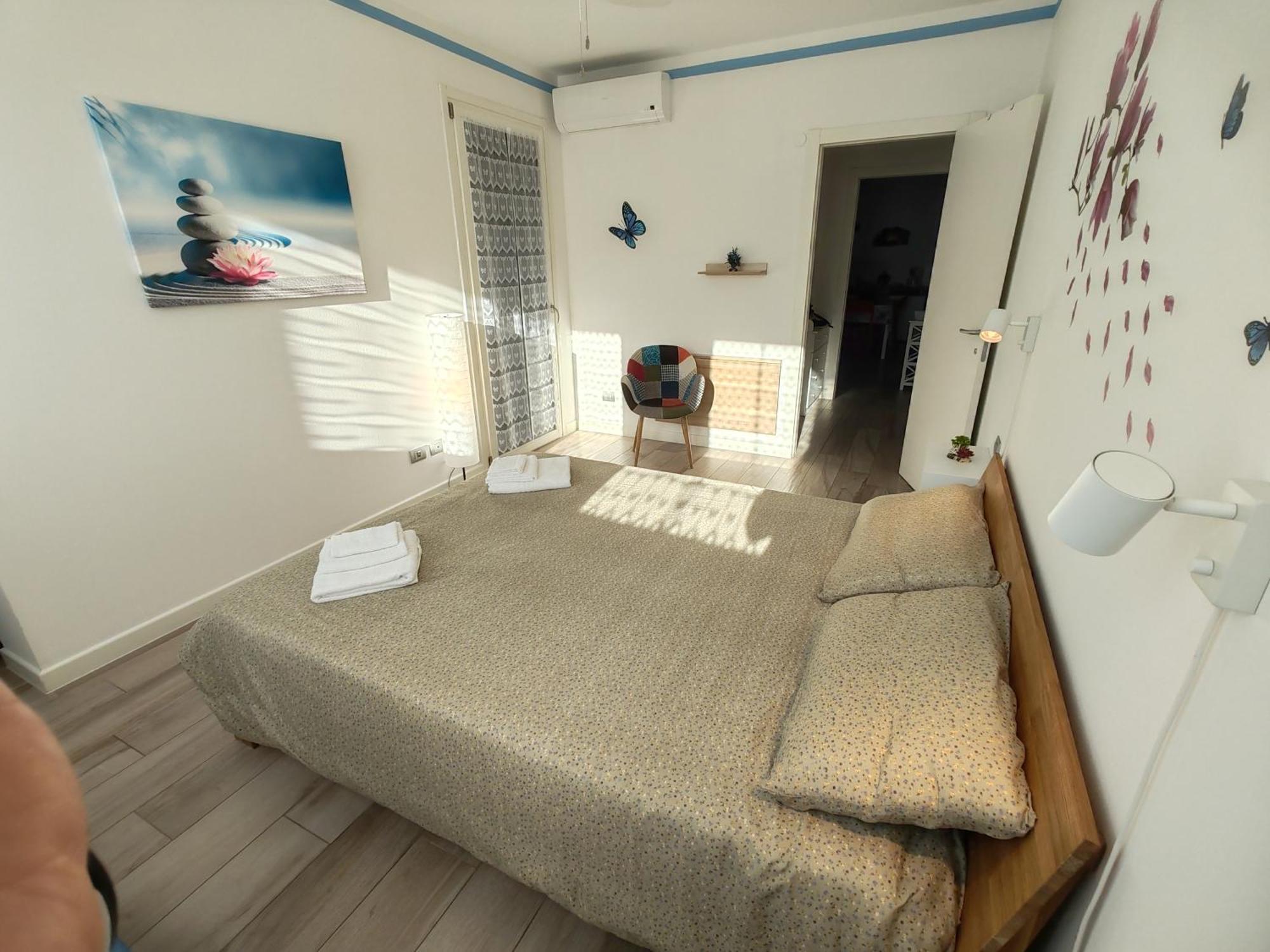 Butterfly Apt In Suna With Garage Verbania Exterior photo