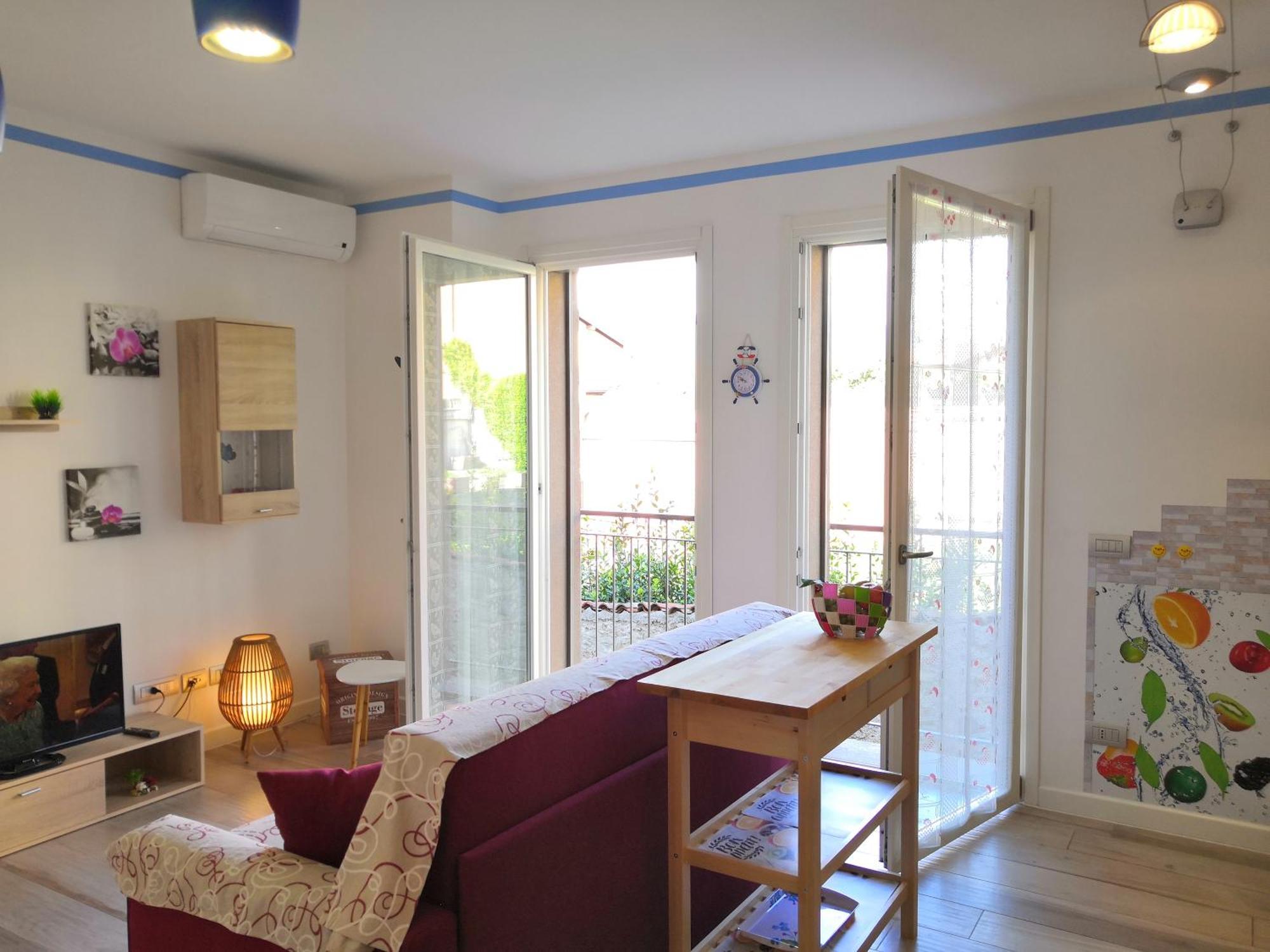 Butterfly Apt In Suna With Garage Verbania Exterior photo